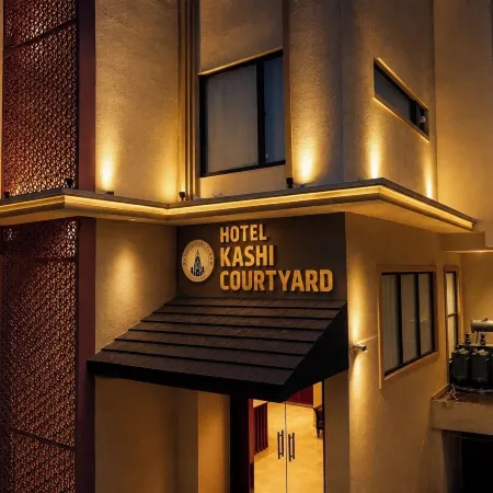 Kashi Courtyard