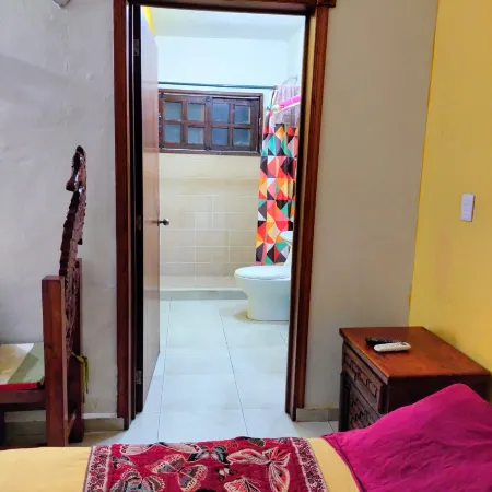 Cancun Guest House 3 Near Ado Bus Terminal and 25 Min from/to Airport by Shuttle