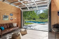 Casa Boots & Bubbly w/ Pool, Sleeps 14 - Wifi