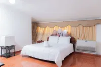 Hotel Tropicana - С баром