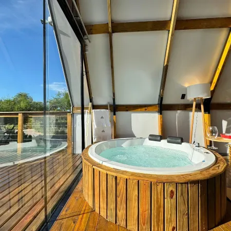 Chalé Folk Village Moderno com jacuzzi