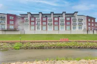 Rooftop Deck, Great Views! Modern Condo Near Dtwn - Apartments