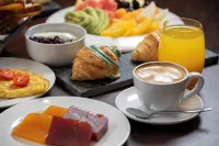 Hilton Mendoza - breakfast