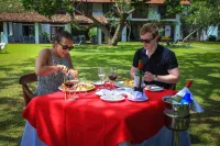 Club Villa - breakfast