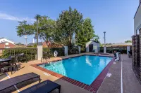 Hampton Inn Jackson/Pearl-Jackson International Airport - 2-Star