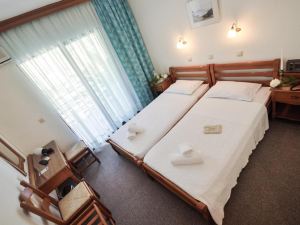 Vlachogiannis Hotel - Twin Room 2