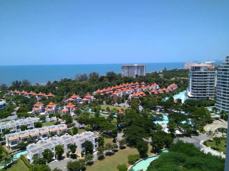 รูปภาพของ1703 - Hua Hin Two Bedrooms Two Bathrooms with Panorama Sea View 17th Top Floor