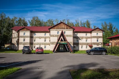 Dzhungli Hotel, Suburban Club "Ivengo" Hotels in Podolsky District