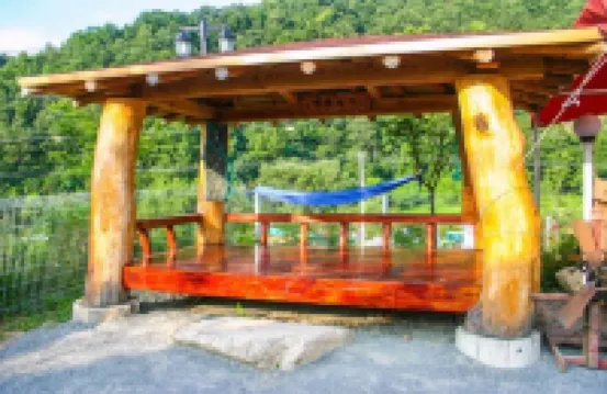 Sangju Dalbit Ganggaeseo Pension