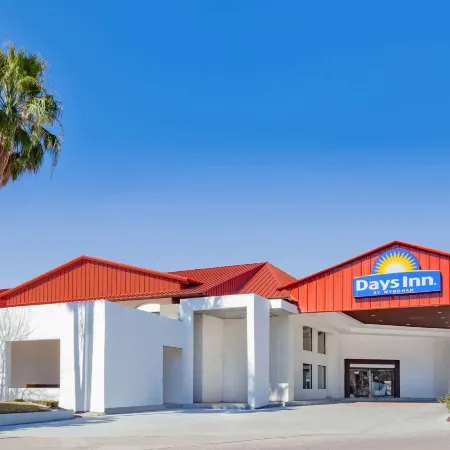 Days Inn by Wyndham Piedras Negras
