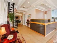 Travelodge by Wyndham Lakeland Hotels in Polk County