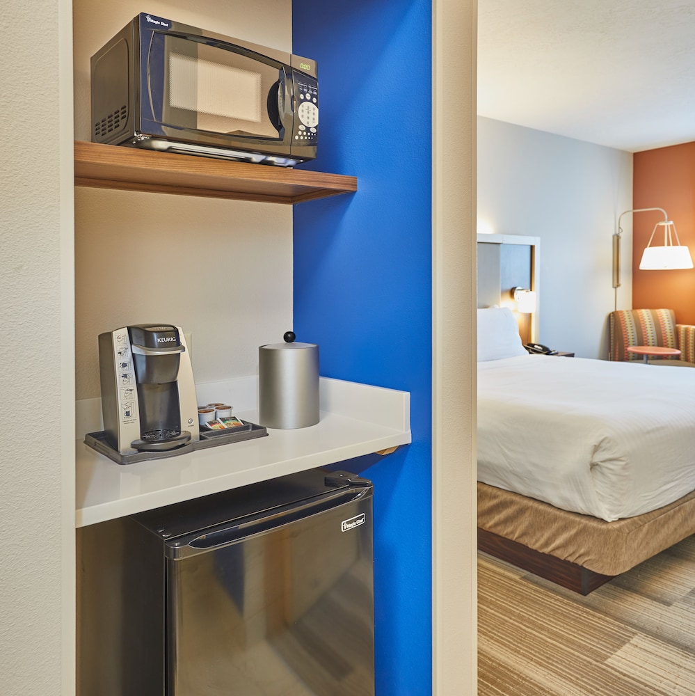 Holiday Inn Express & Suites Hermiston Downtown, an Ihg Hotel