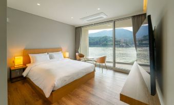 suiteian hotel & resort