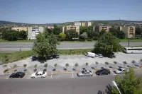 Hotel Laterum - parking