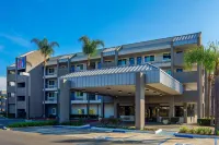 Motel 6 Anaheim, CA - Maingate
