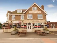 Hussar Inn Hotels near Margate Beach