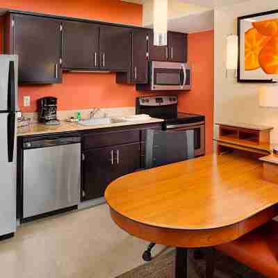 Residence Inn by Marriott Sacramento Cal Expo Rooms