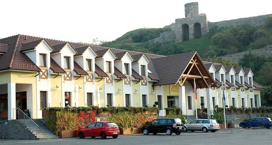 Hotel Hradna brana - Housity