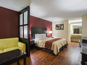 Red Roof Inn & Suites Scottsboro
