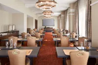 The Plaza Hotel Pioneer Park Hotels in El Paso