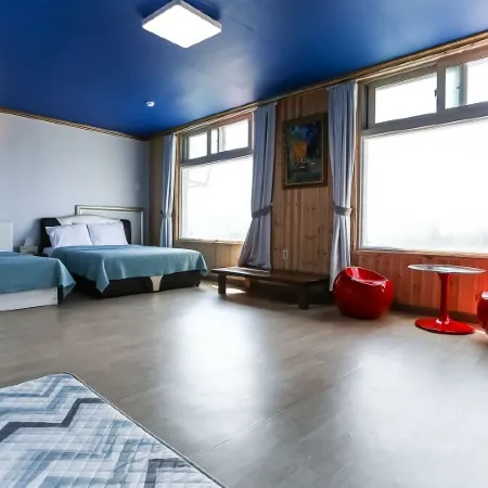 Yangyang Hajodae Beach House Pension