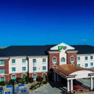 Holiday Inn Express & Suites PAMPA by IHG