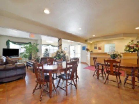 Americas Best Value Inn and Suites Ada Hotels in Ada