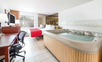 Ramada by Wyndham Enid