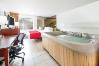 Ramada by Wyndham Enid Hotels in Enid