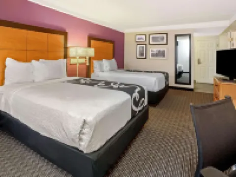 La Quinta Inn & Suites by Wyndham Tacoma - Seattle タコマのホテル