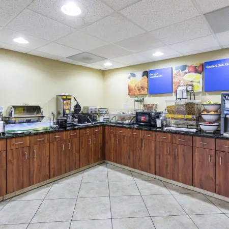 Comfort Inn Decatur Priceville