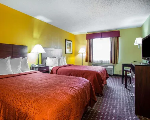 AmericInn by Wyndham Mosinee Central Wisconsin Airport