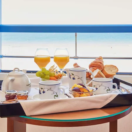 Best Western Hotel Alexandra Отели в г. Сен-Мало