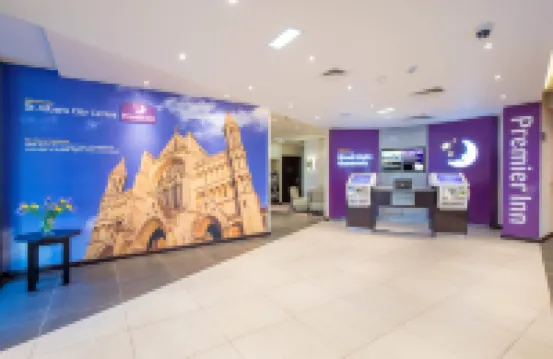 Premier Inn St Albans City Centre Hotel