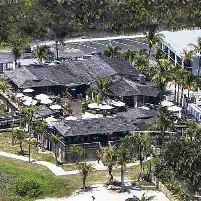 The Beachcomber Beach Resort Hotel Hotel Exterior