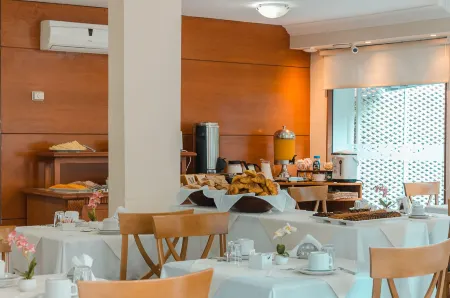 Hotel Sunset Beach Отели рядом с достопримечательностью «Рука Пунта-дель-Эсте»