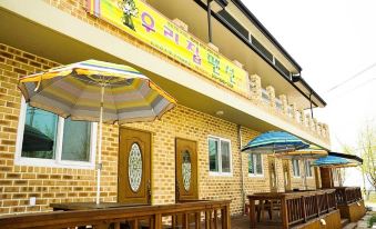 Nonsan Hoonryeonso Woorijip Pension