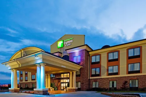 Holiday Inn Express & Suites SALEM by IHG - breakfast