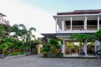 Friends Beach Hotel - pemandangan pegunungan