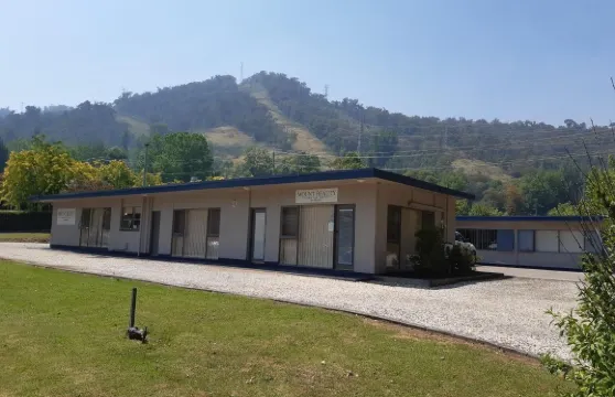 美麗山汽車旅館