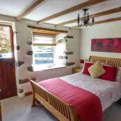 Copper Beech Cottage Rooms
