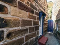 Grimes Cottage Hotels in Staithes
