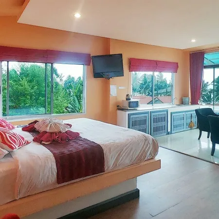 Lemon House Hotel