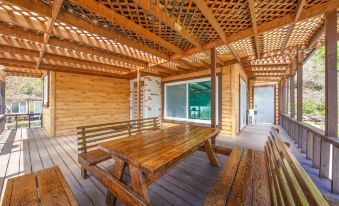 Jecheon Cheongpung Private Residence