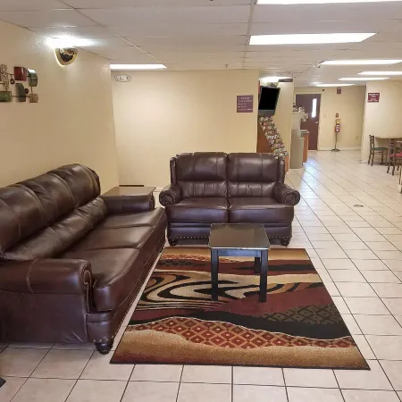 American Inn Evansville