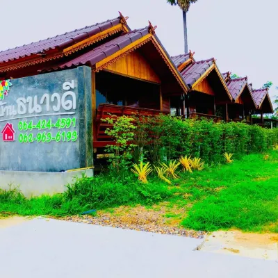 Tanavadee Resort Отели рядом с достопримечательностью «Ват Тхамкаолуанг»