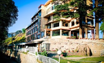 Metropole Hotel