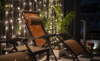 The Gulmohar Mansion - Boutique Stay in Jaipur