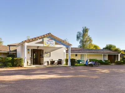 Logis Hôtel Val de Vienne Hotels in Persac