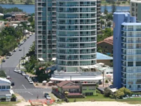 แปซิฟิก วิวส์ รีสอร์ท โรงแรมในMain Beach